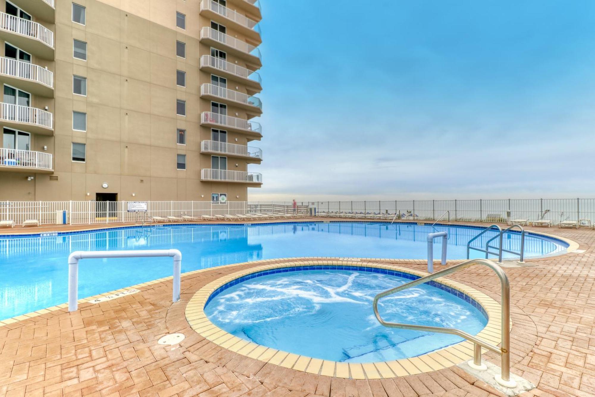 Tidewater 1606 Apartment